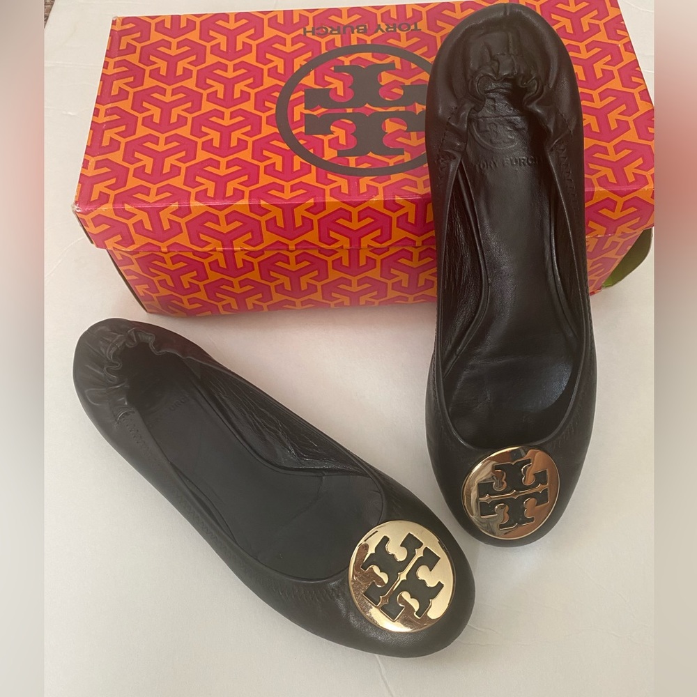 Tory Burch Black / Gold Classic Reva Ballet Size 7.5